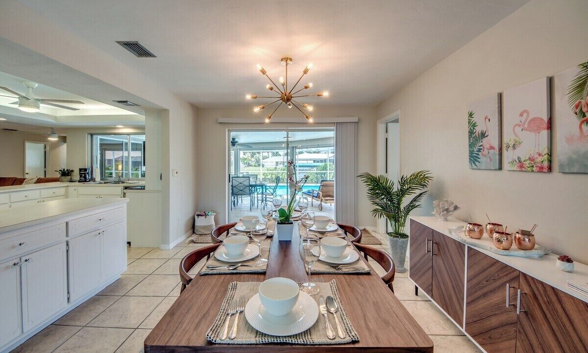 Photo of Livingroom in Caloosahatchee
