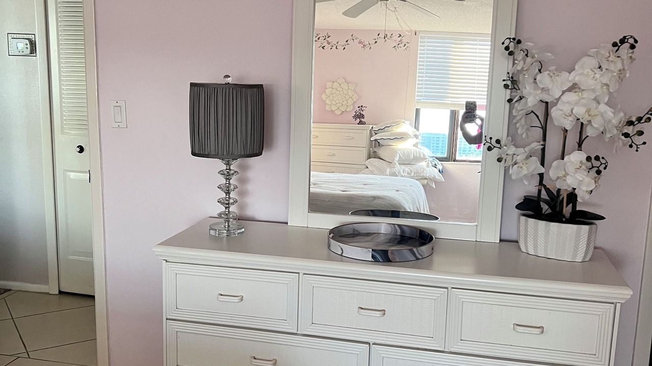 Photo of Bedroom in Island Estate