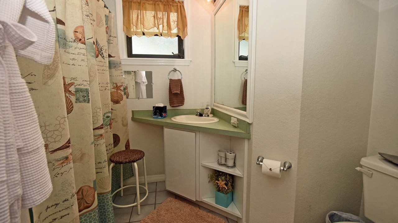 Photo of Bathroom in Englewood