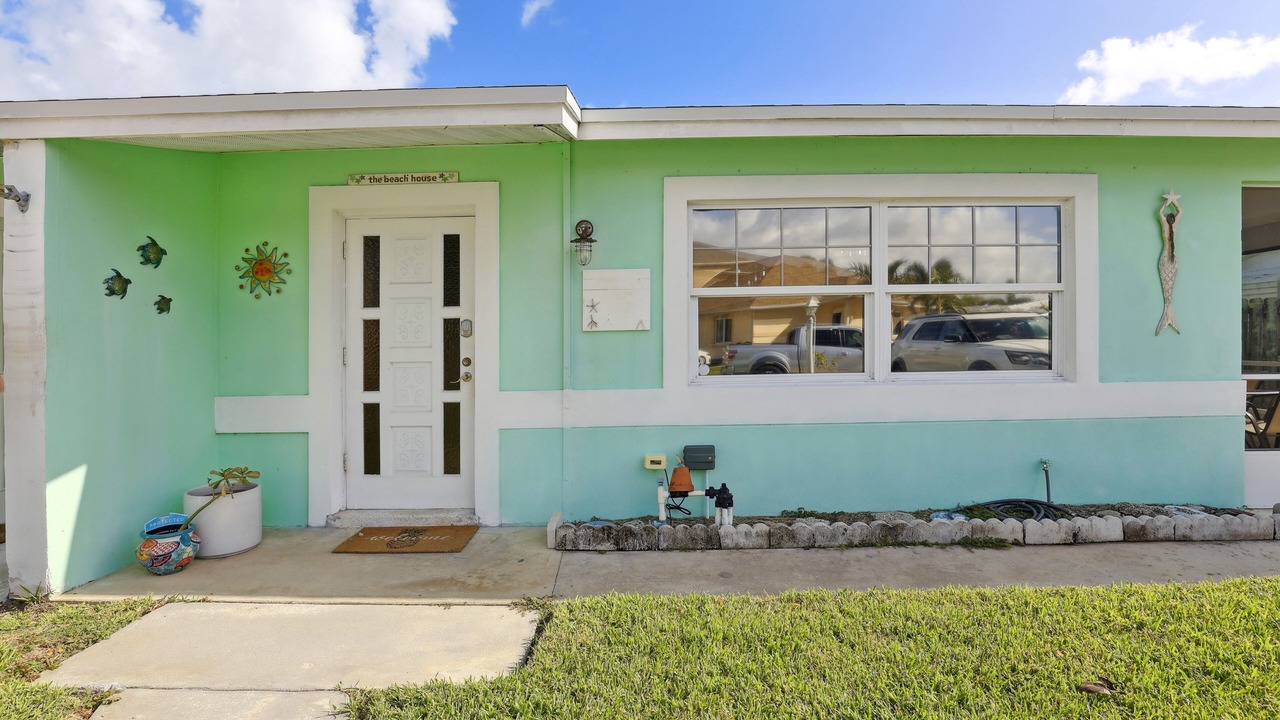 Photo of Outdoor in Beach Club Colony