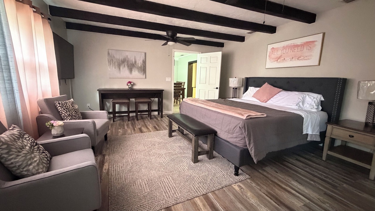 Photo of Bedroom in Seminole