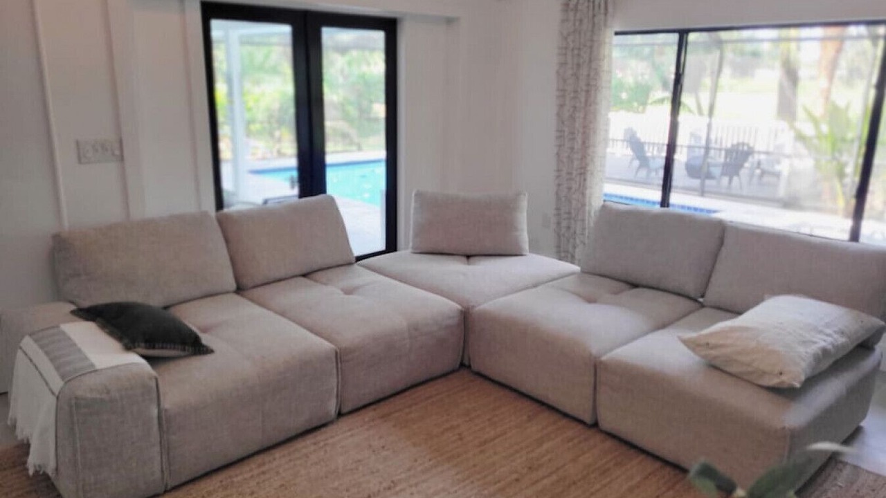 Photo of Livingroom in Trailer Estates