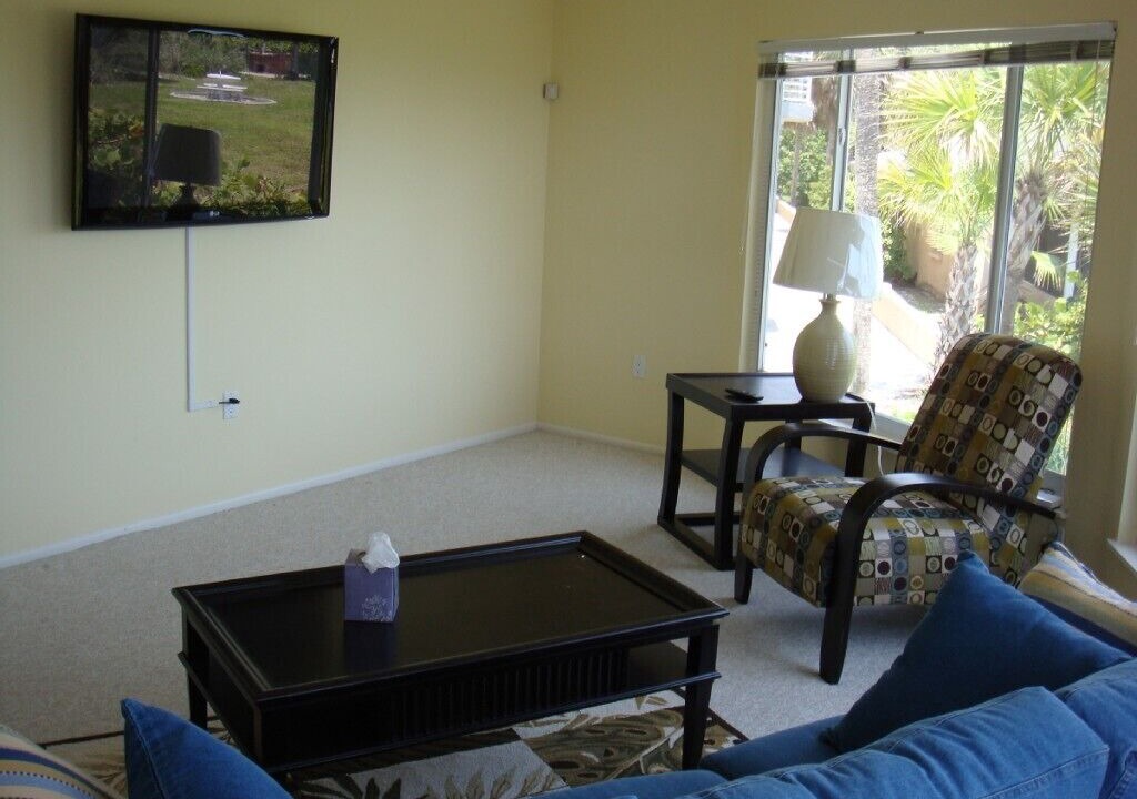 Photo of Livingroom in Englewood
