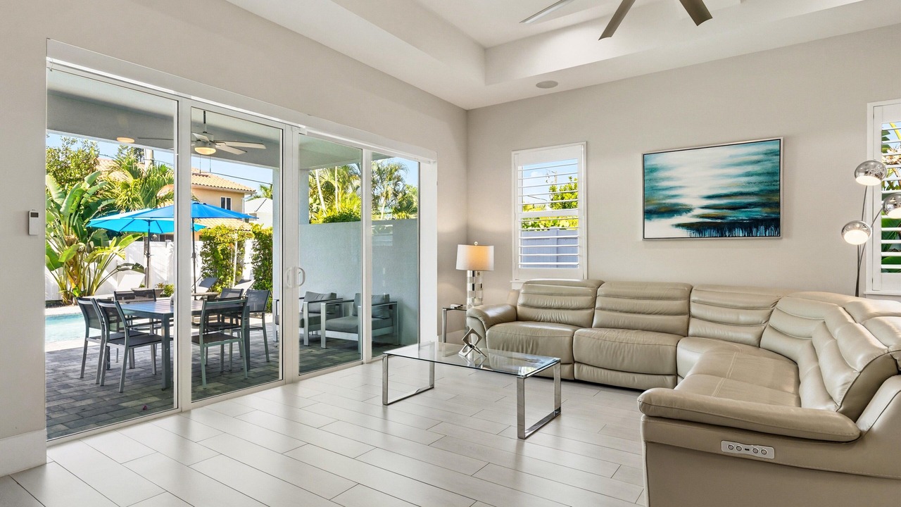 Photo of Livingroom in Naples Park