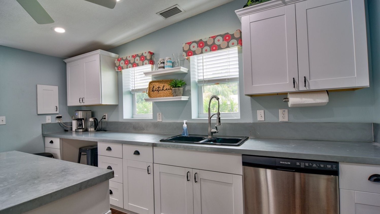 Photo of Kitchen in River District