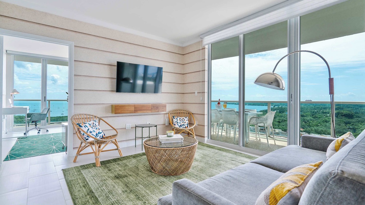 Photo of Livingroom in Coconut Grove