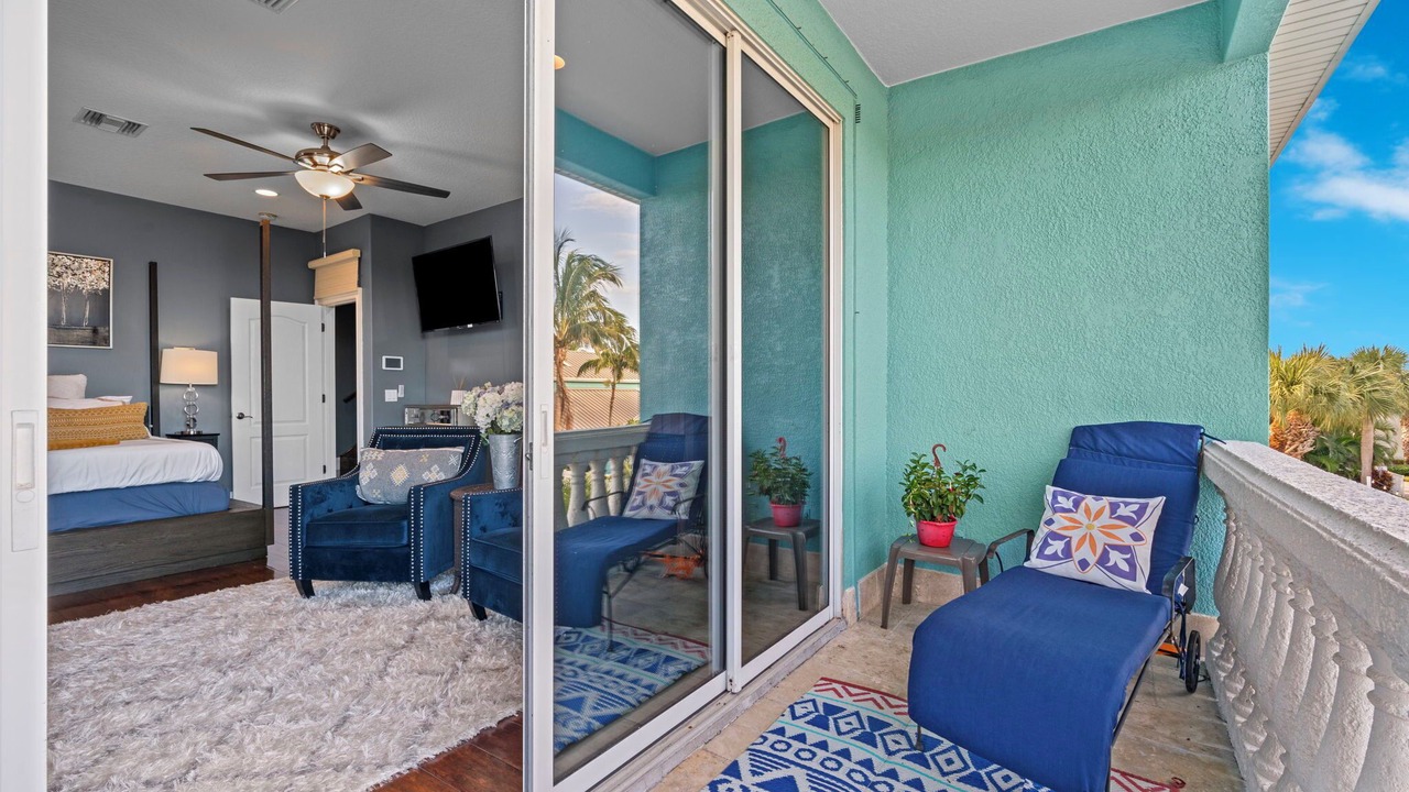 Photo of Bedroom in Crescent Beach