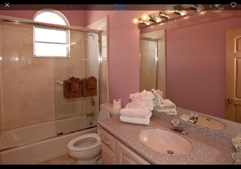 Photo of Bathroom in Summerland Key