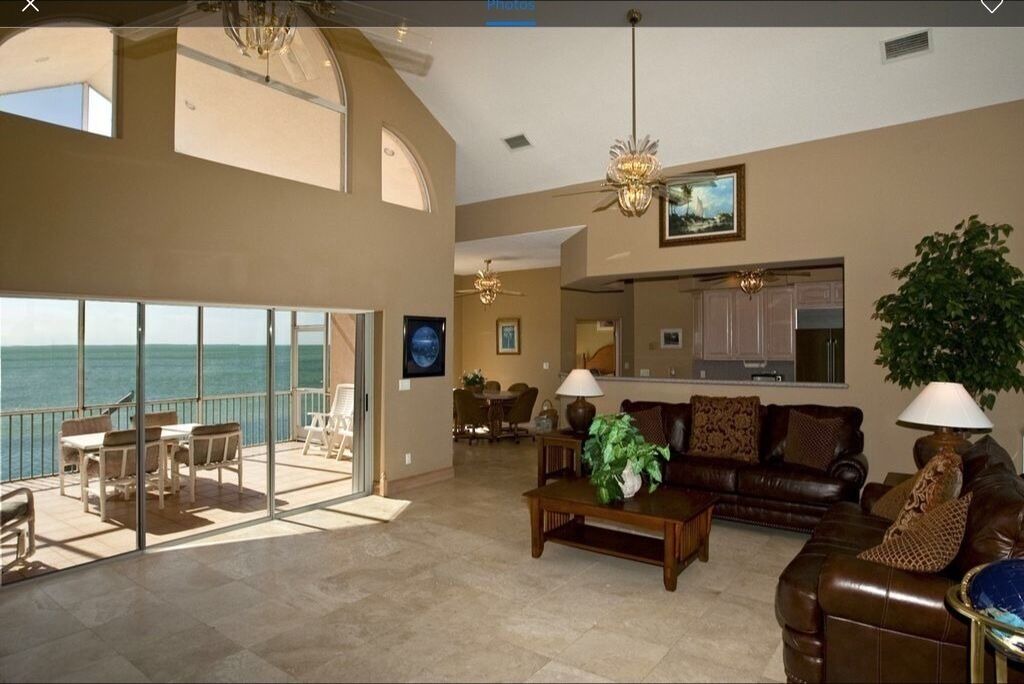 Photo of Livingroom in Summerland Key