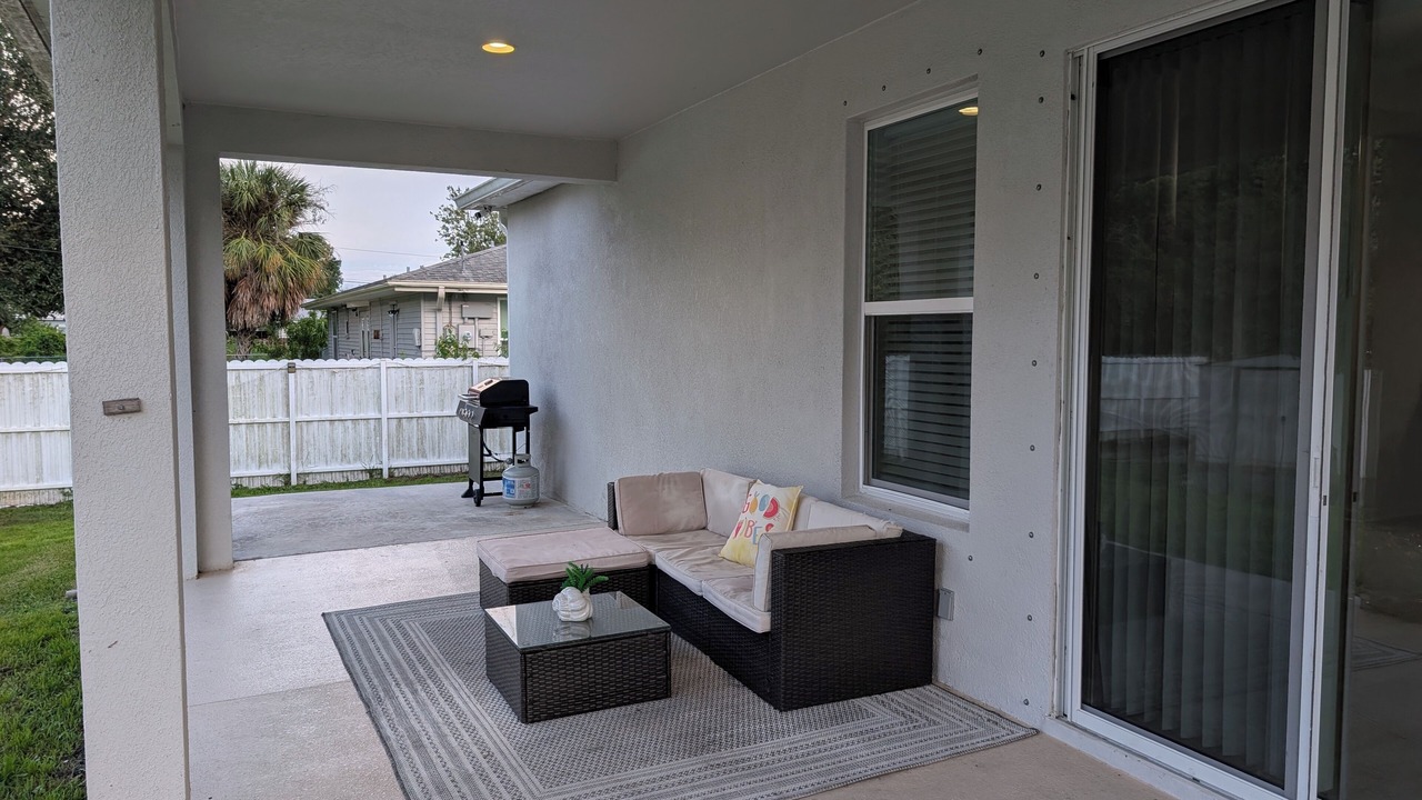 Photo of Patio Balcony in Port Malabar