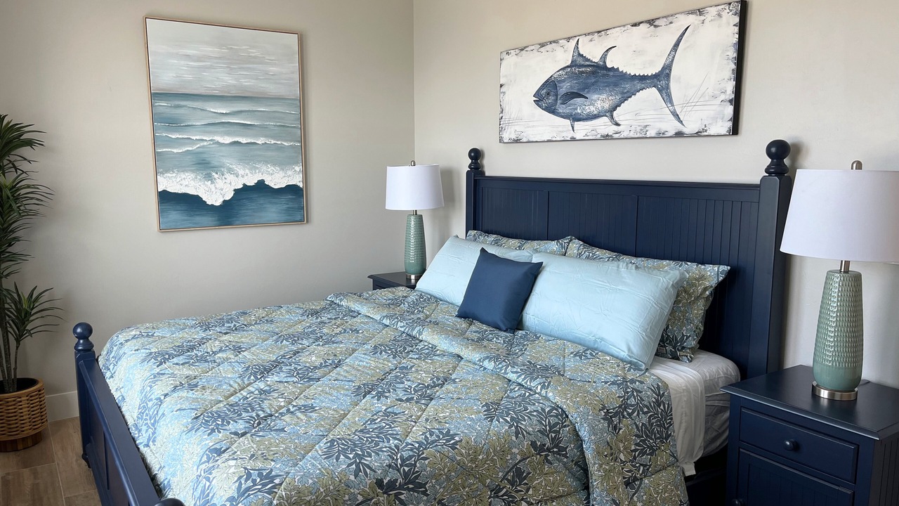 Photo of Bedroom in Mid Island