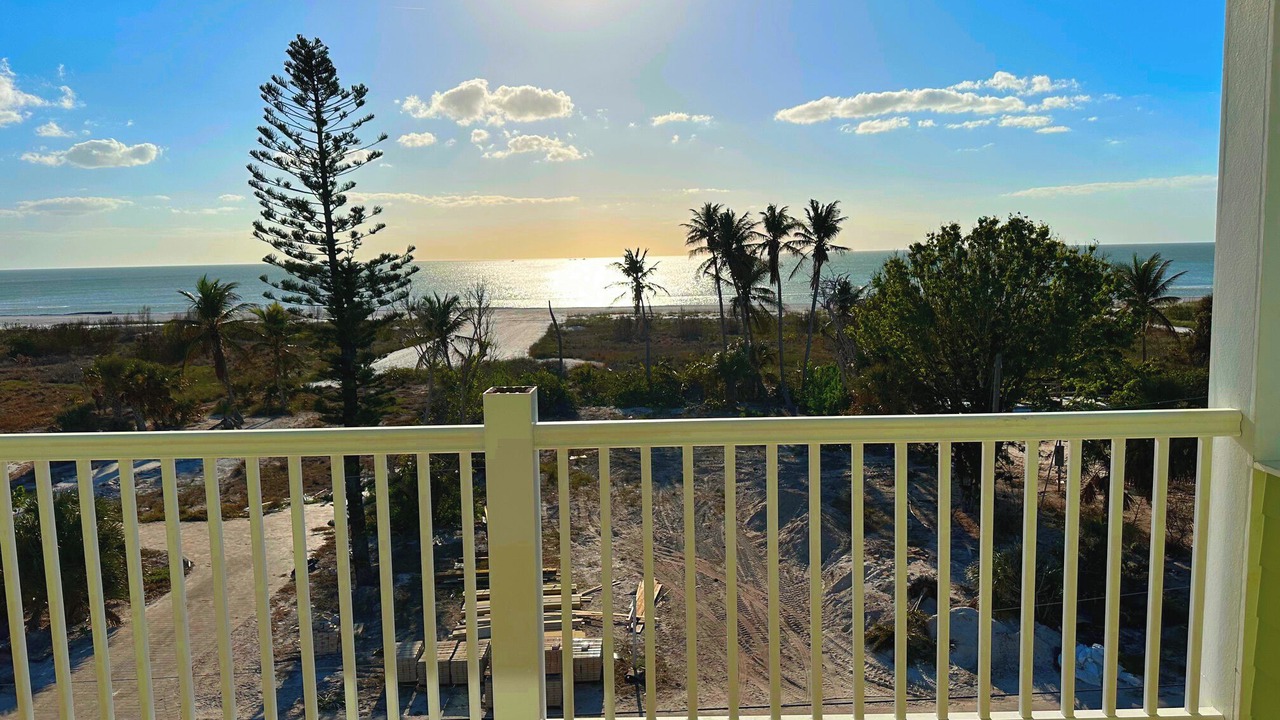 Photo of Outdoor in Mid Island