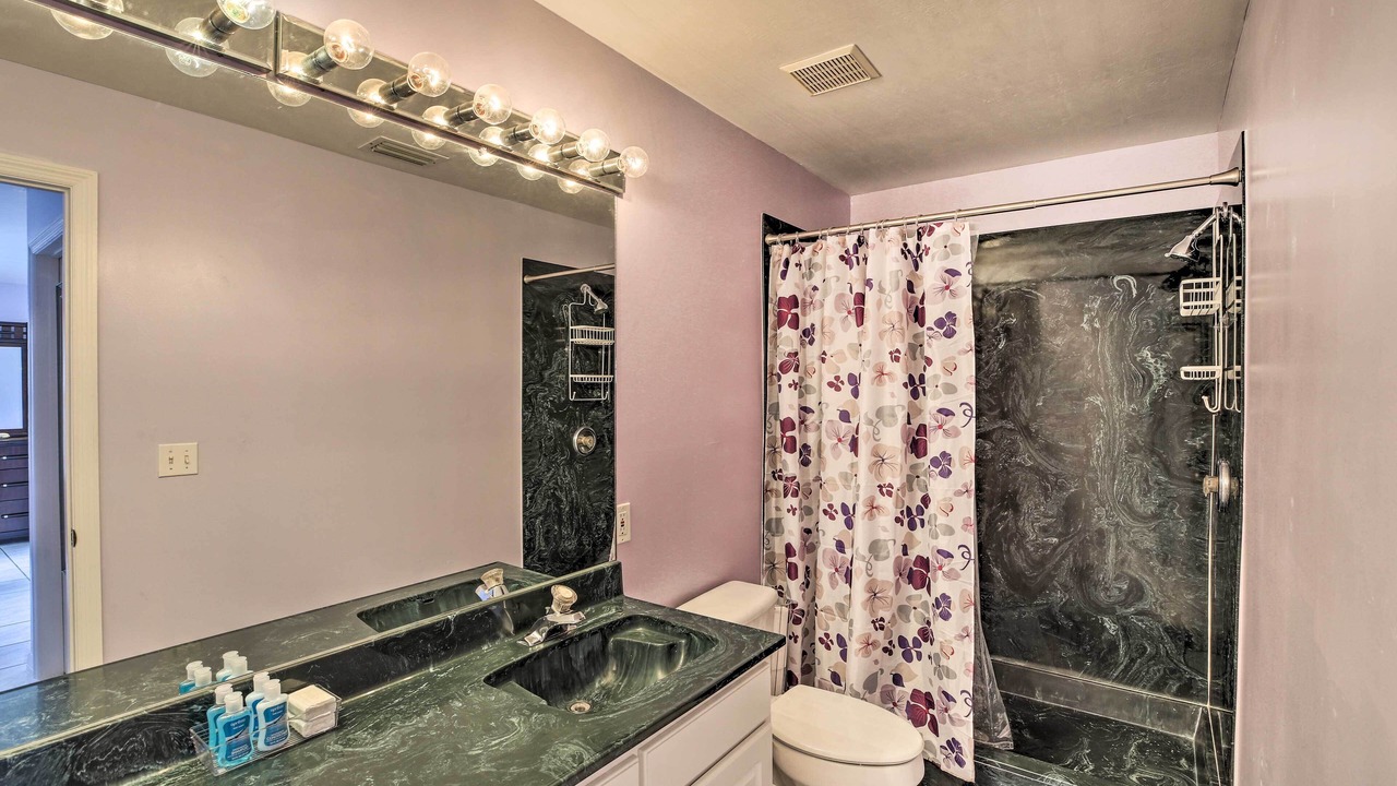 Photo of Bathroom in Clewiston