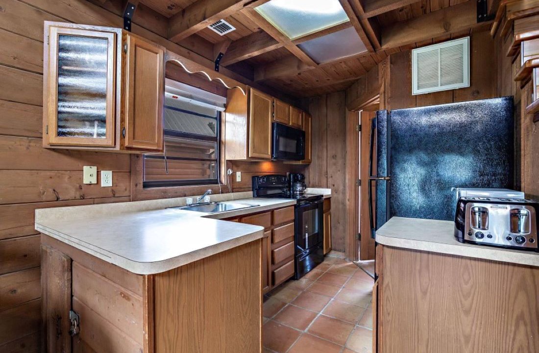 Photo of Kitchen in Okeechobee