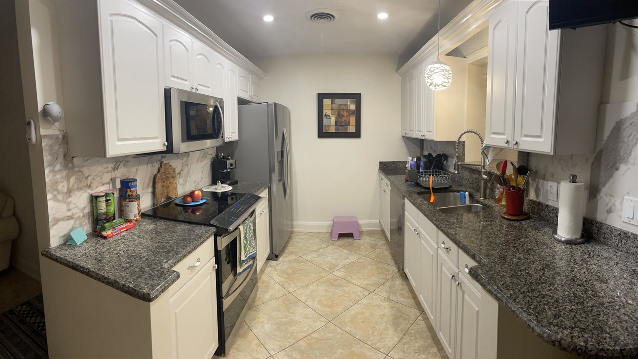 Photo of Kitchen in Jensen Beach