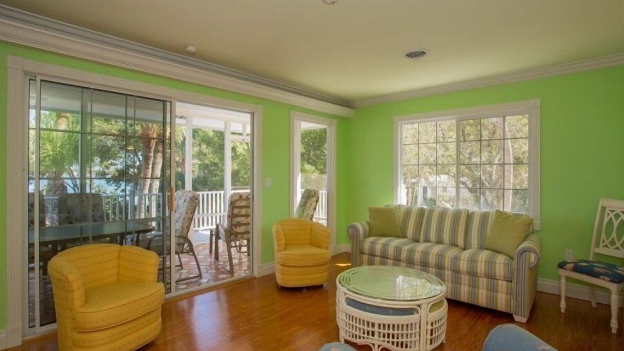 Photo of Livingroom in Englewood