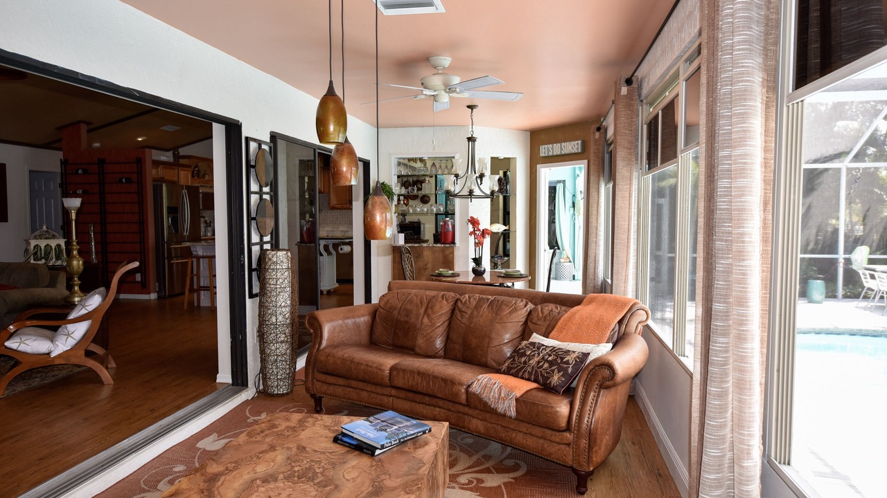 Photo of Livingroom in Caloosahatchee
