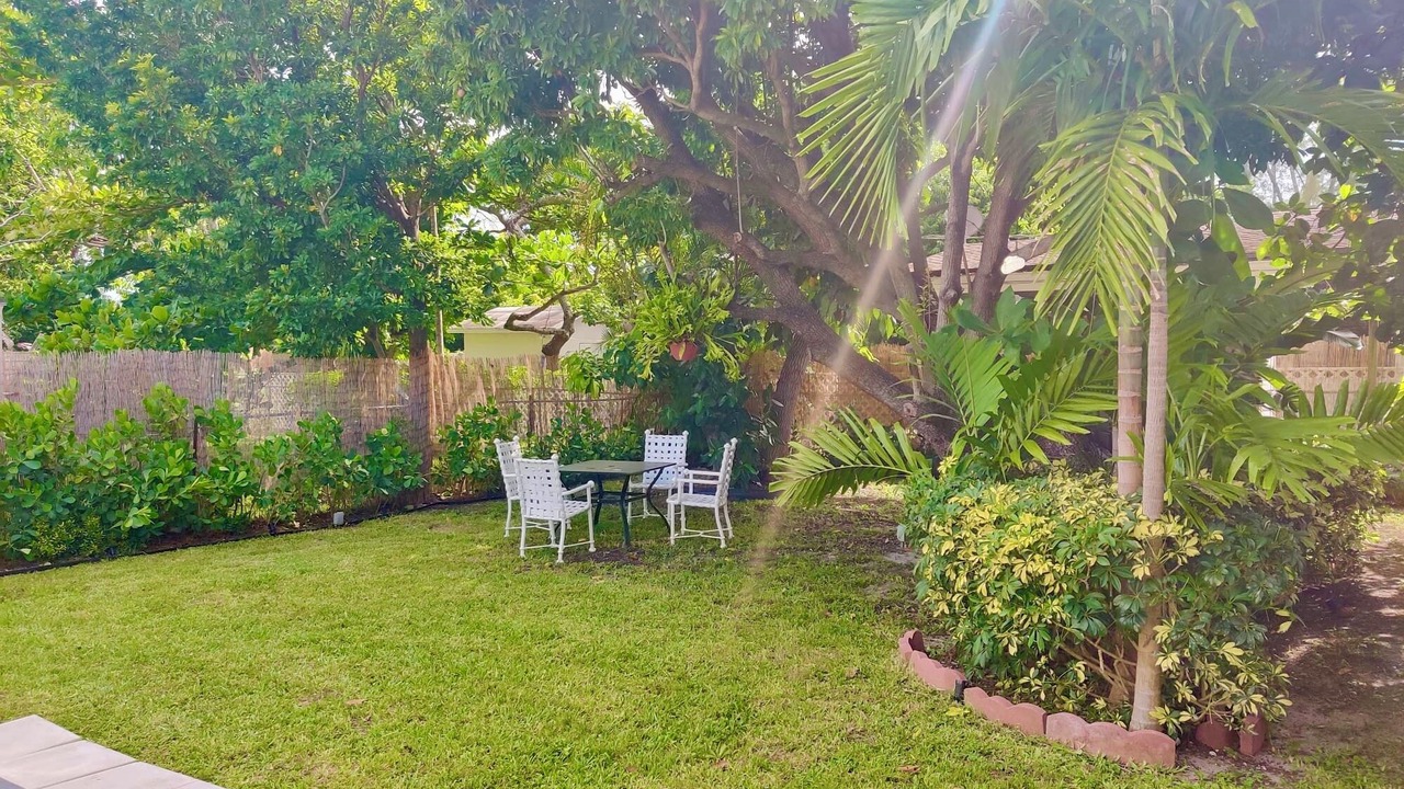 Photo of Outdoor in Coral Way