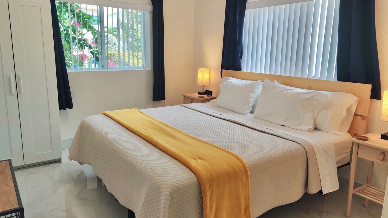 Photo of Bedroom in Coral Way