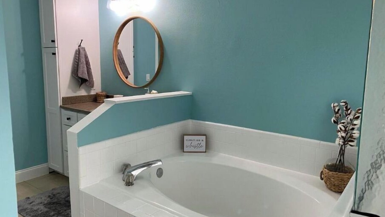 Photo of Bathroom in Port Malabar