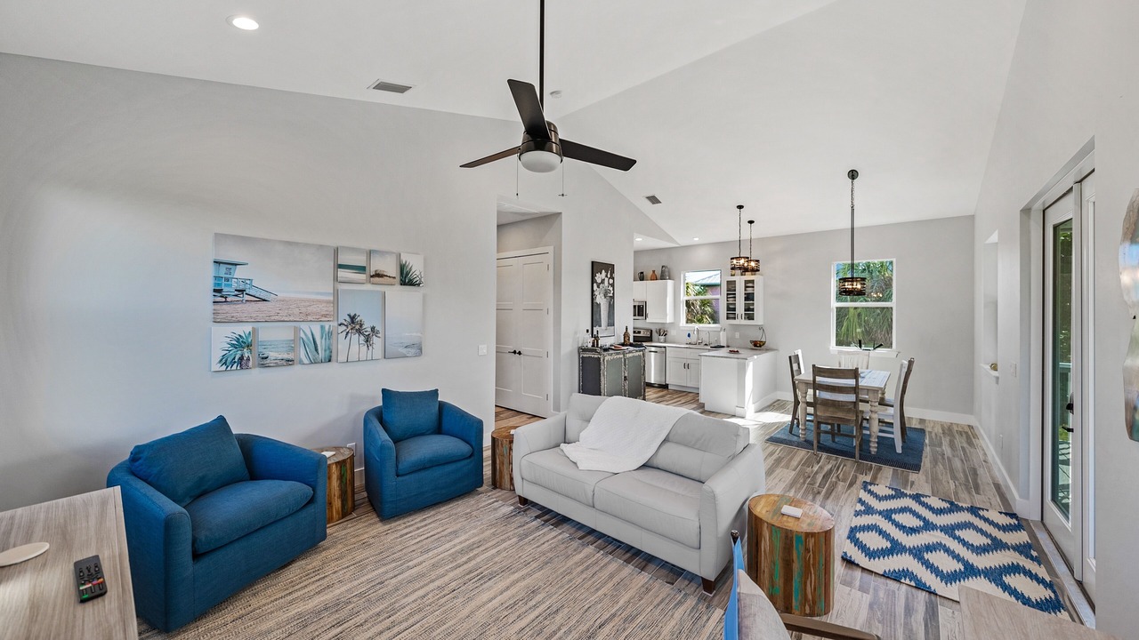 Photo of Livingroom in North Captiva