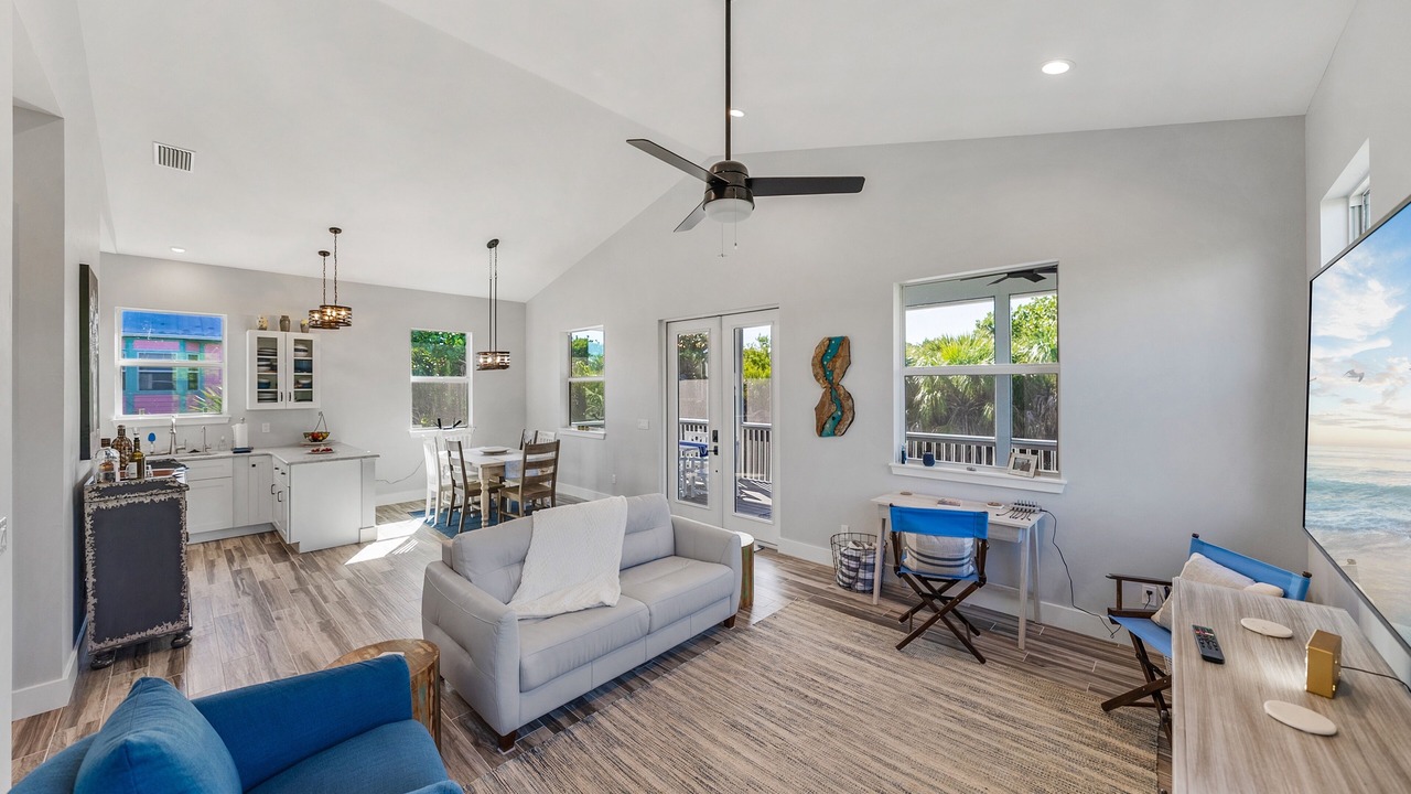 Photo of Livingroom in North Captiva