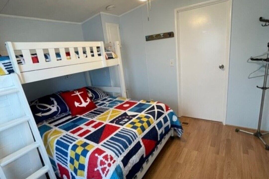 Photo of Bedroom in Hutchinson Island South