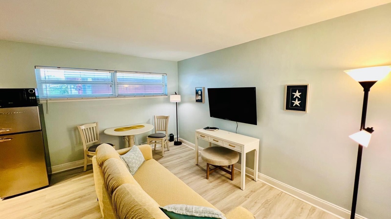 Photo of Livingroom in Lake Worth