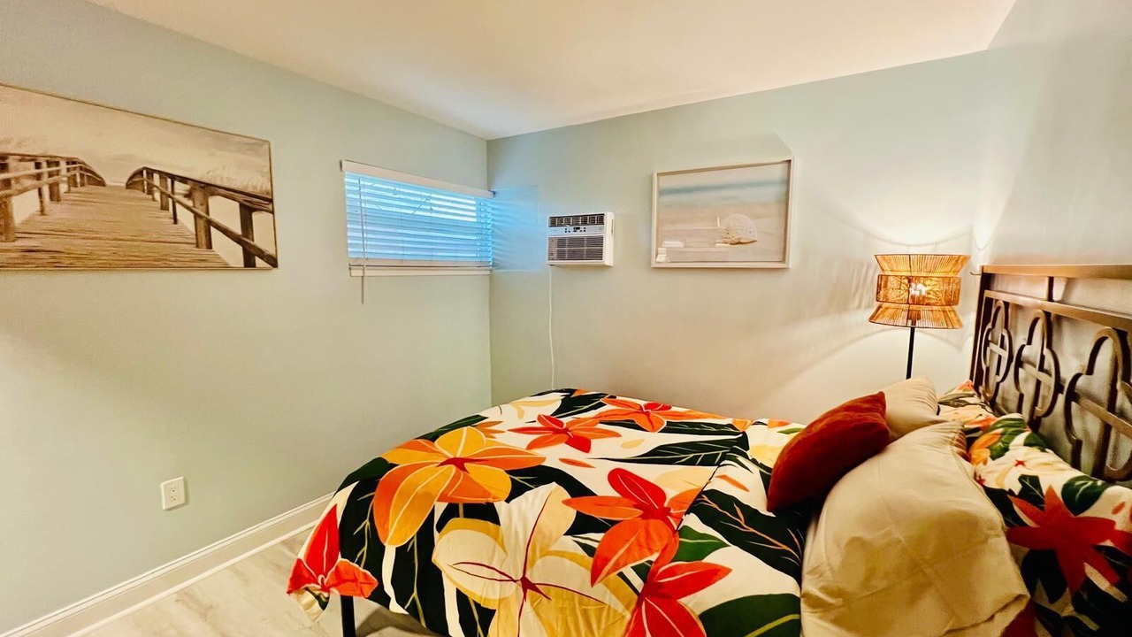 Photo of Bedroom in Lake Worth