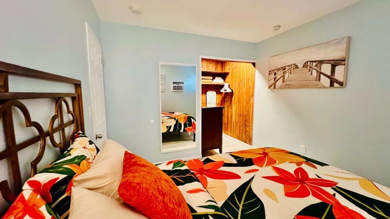Photo of Bedroom in Lake Worth
