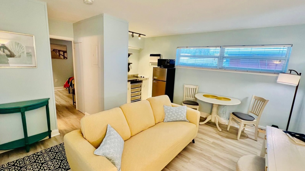 Photo of Livingroom in Lake Worth