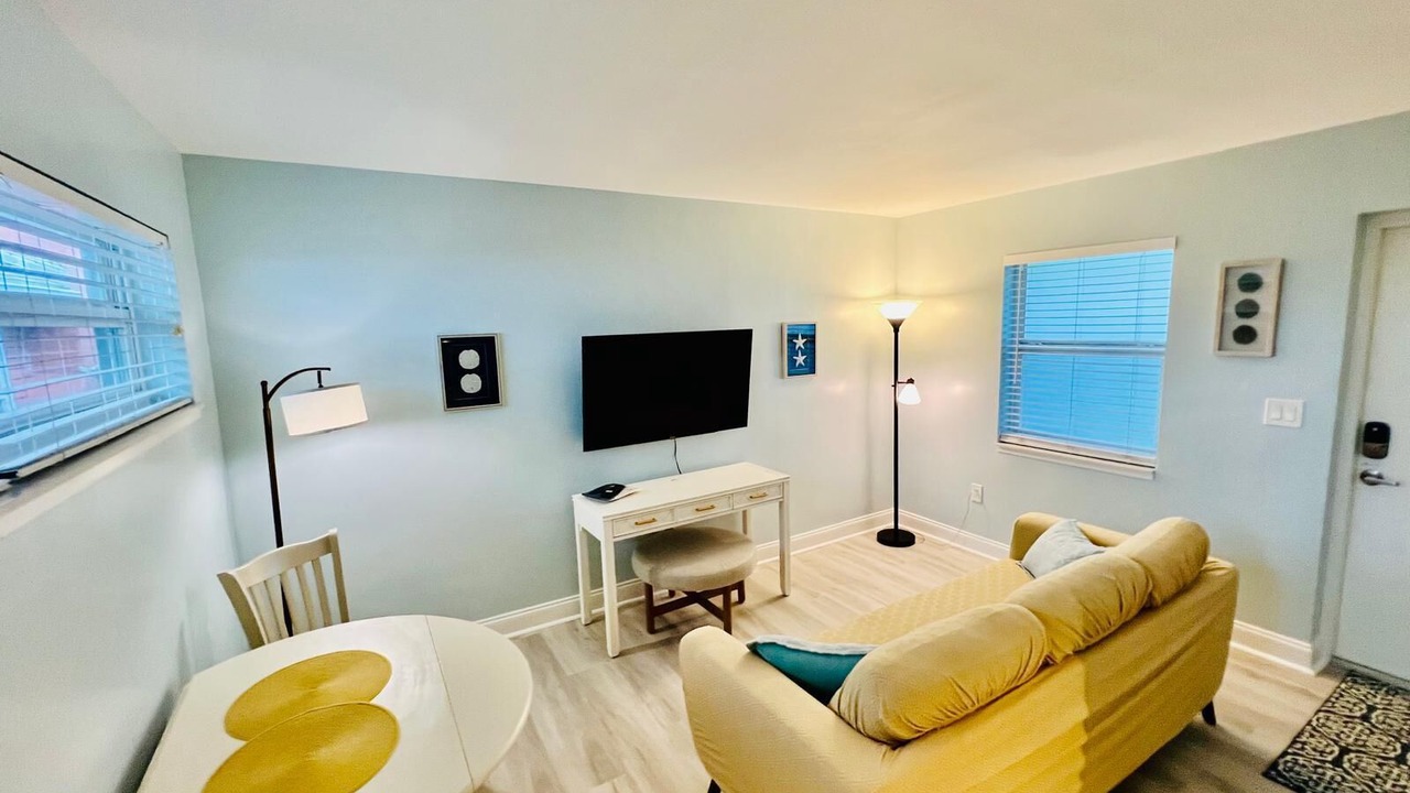 Photo of Livingroom in Lake Worth