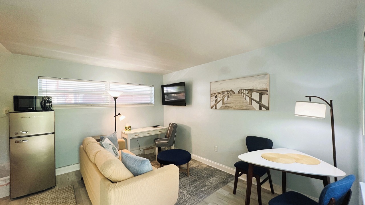 Photo of Livingroom in Lake Worth