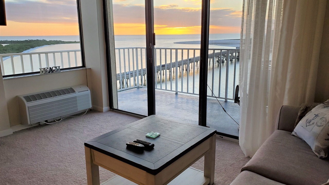 Photo of Livingroom in Fort Myers Beach