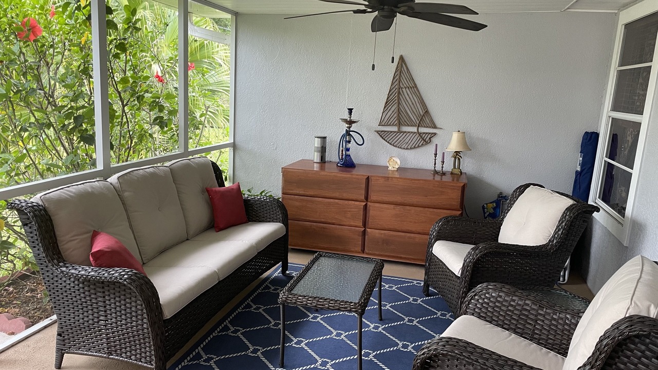 Photo of Livingroom in Palm Bay