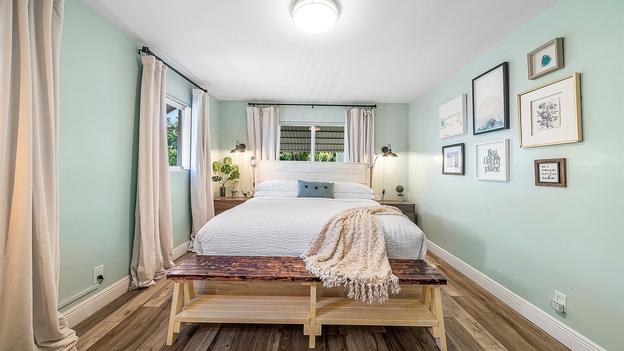 Photo of Bedroom in Lake Worth