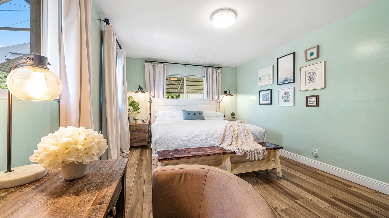 Photo of Bedroom in Lake Worth