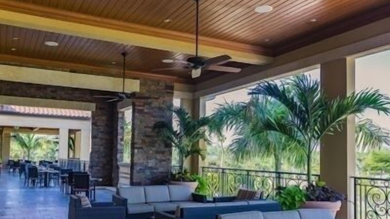 Photo of Outdoor in Naples