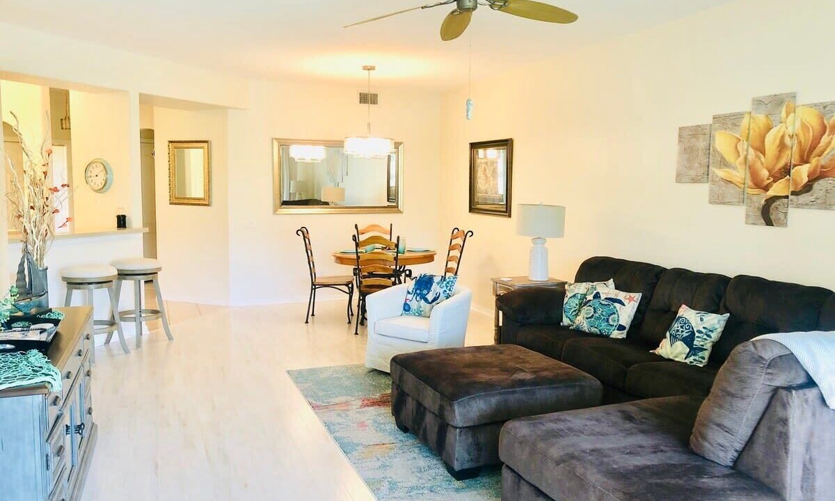 Photo of Livingroom in Bonita Springs