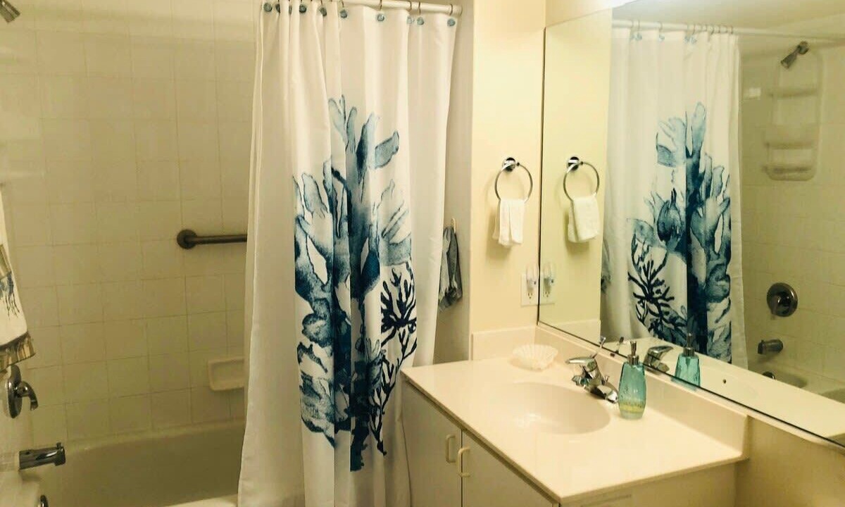 Photo of Bathroom in Bonita Springs