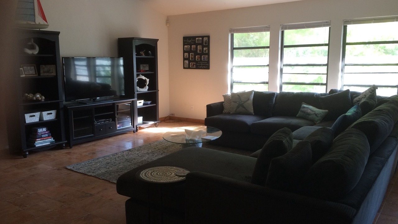 Photo of Livingroom in Heron's Landing