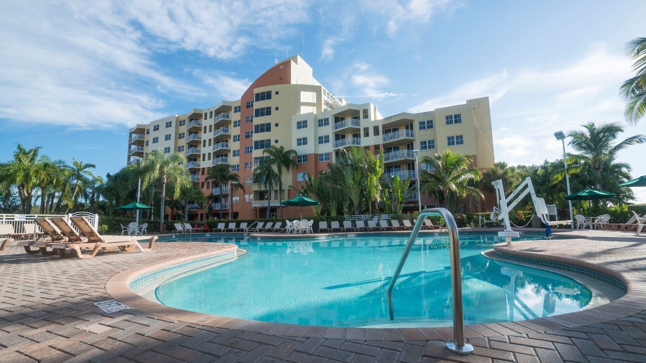 Photo of Outdoor in Weston