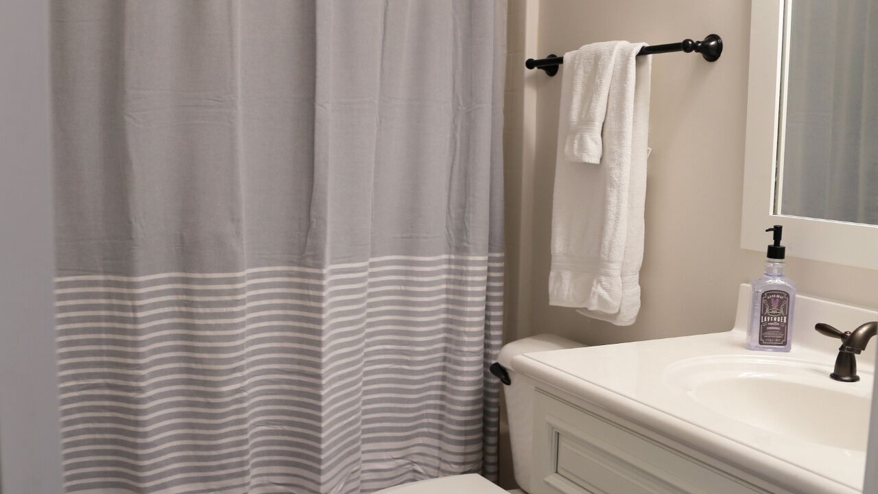 Photo of Bathroom in Marathon