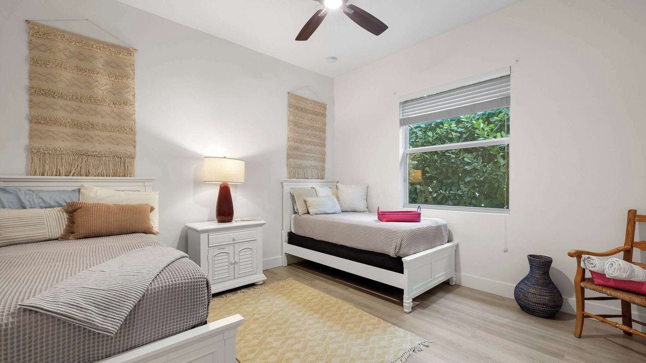 Photo of Bedroom in Naples Park