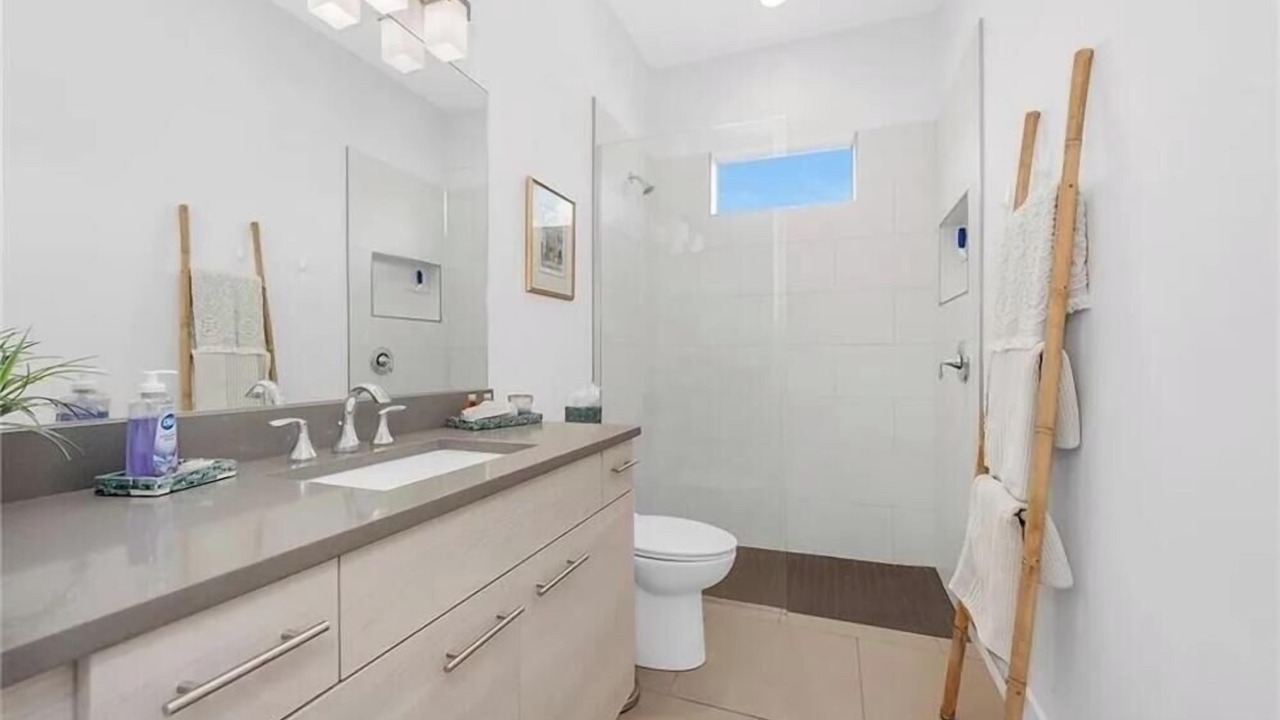 Photo of Bathroom in Naples Park