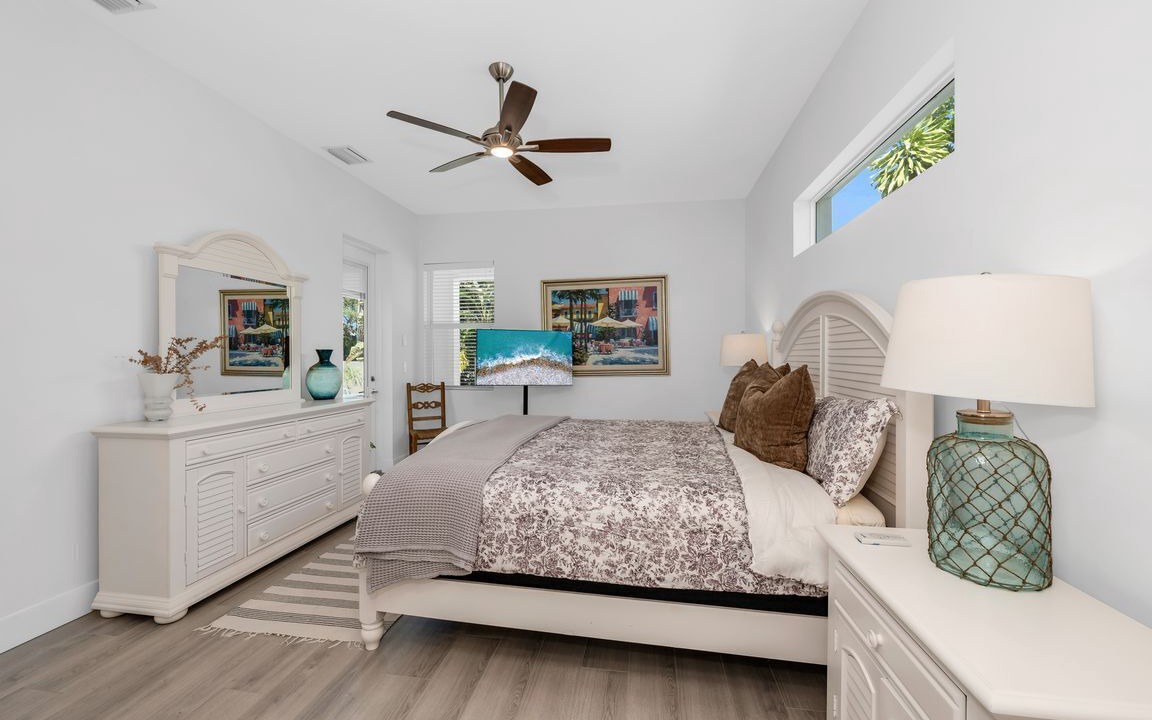 Photo of Bedroom in Naples Park