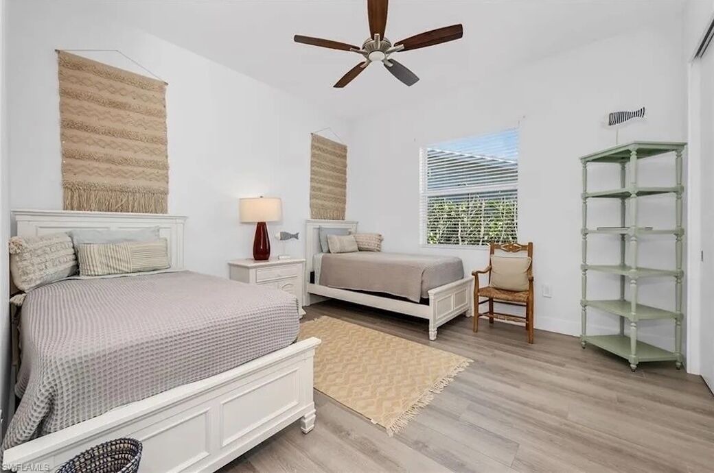 Photo of Bedroom in Naples Park