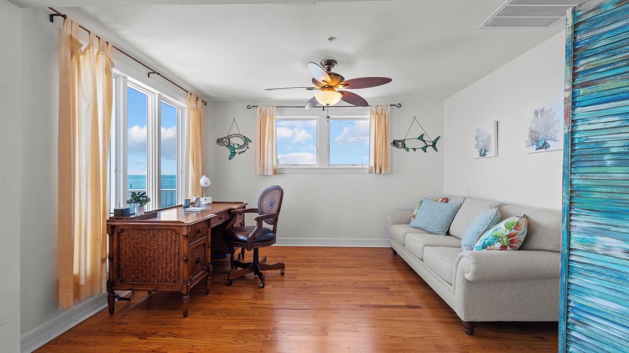 Photo of Livingroom in North Captiva