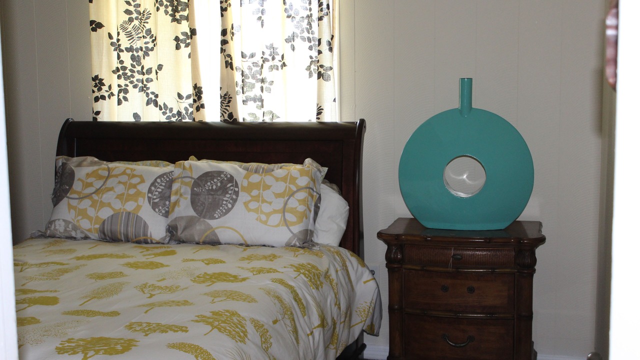 Photo of Bedroom in Tropic
