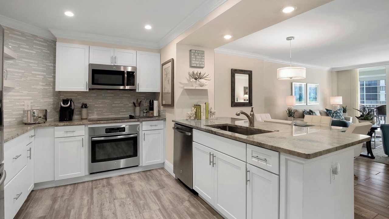 Photo of Kitchen in Vanderbilt Beach